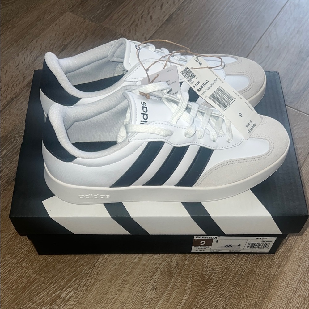 Adidas Barreda Sportswear